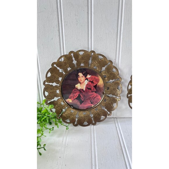 Vintage Ornate Brass Wall Plates With Romantic Portraits - Picture 4 of 9